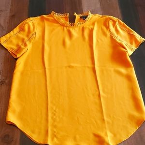 Ann Taylor gold yellow blouse. Size S.